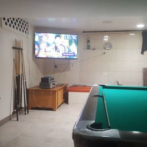 Meet your Posher, Adolfo